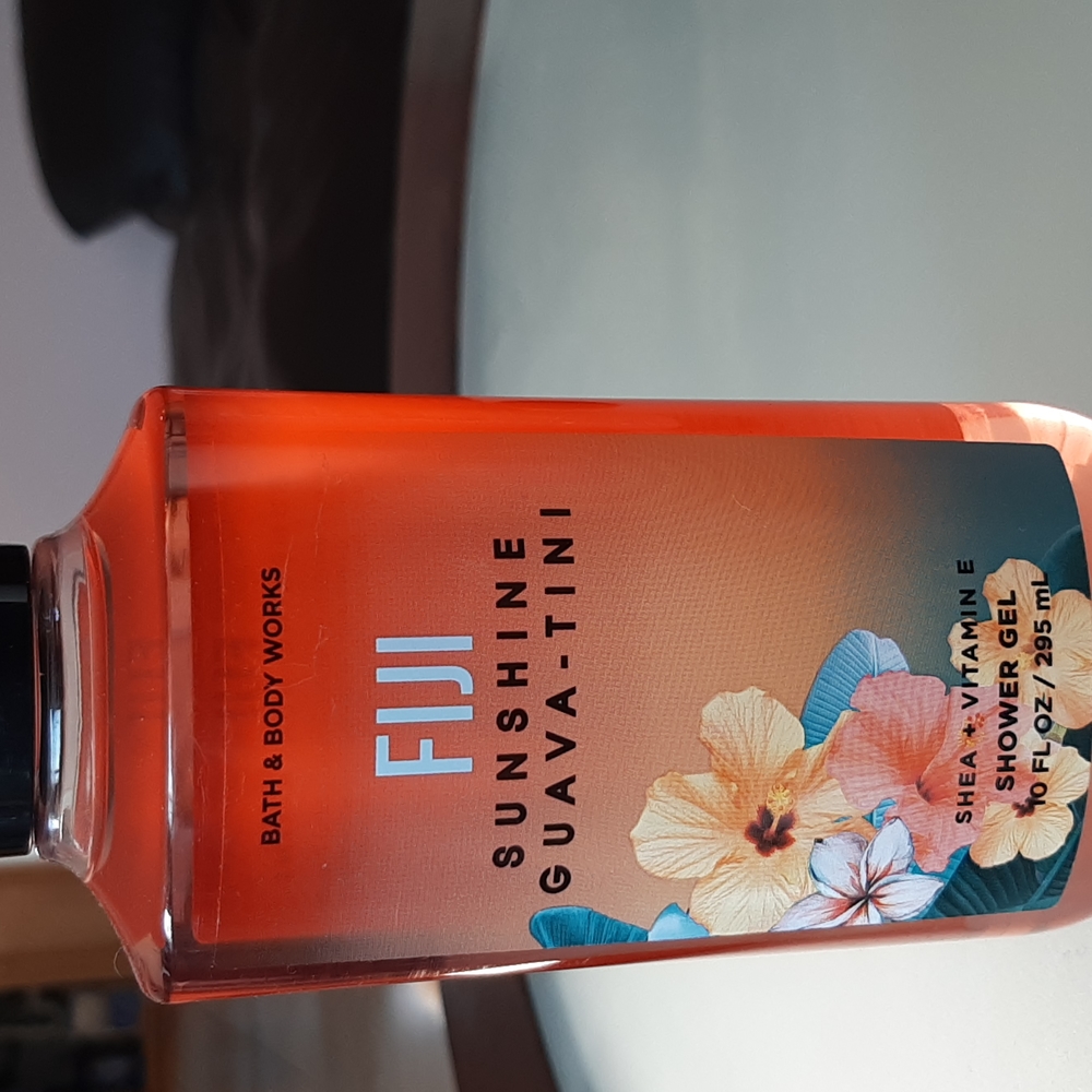 Fiji shower gel